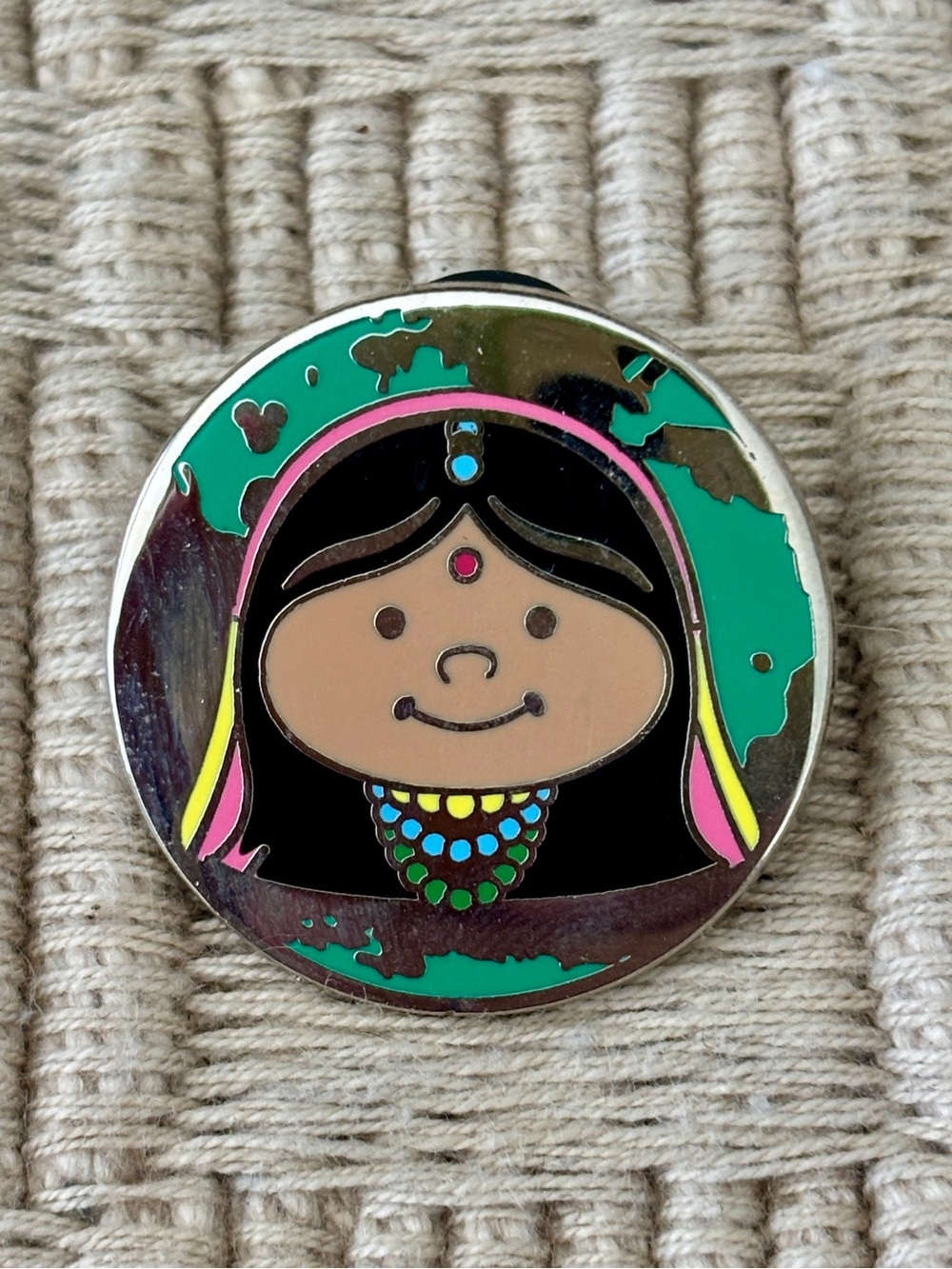 DISNEY 2009 Magic Kingdom Fantasyland “It’s a Small World” India Pin